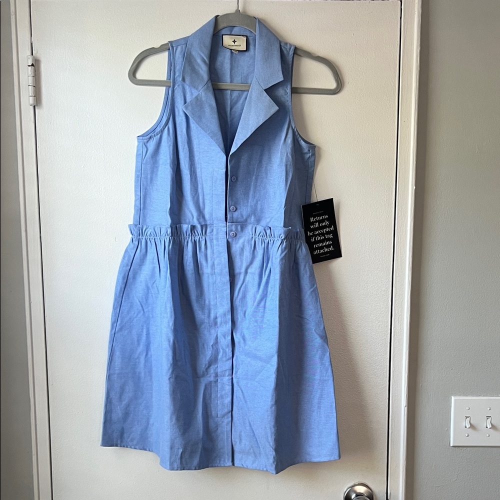 Tuckernuck Light Blue Sleeveless Collared Top